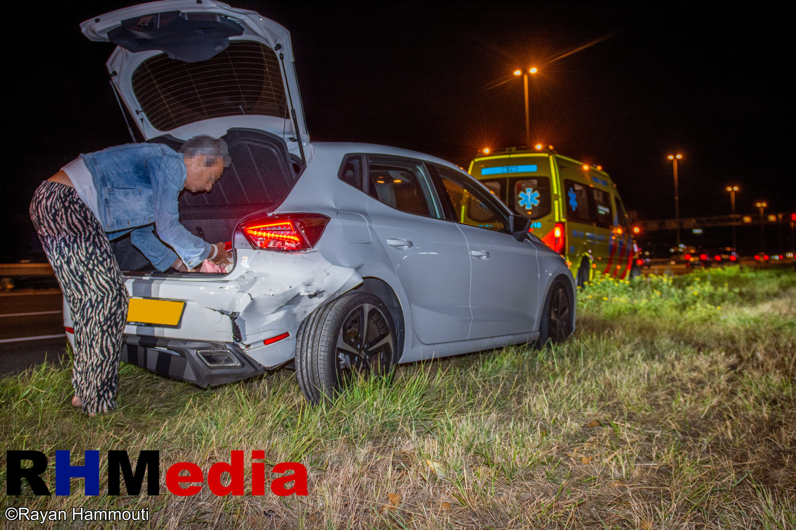 Aanrijding tussen twee voertuigen op A2 bij Zaltbommel